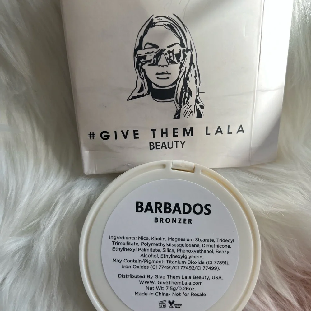 GIVE THEM LALA BEAUTY BARBADOS BRONZER COMPACT WITH MIRROR NIB